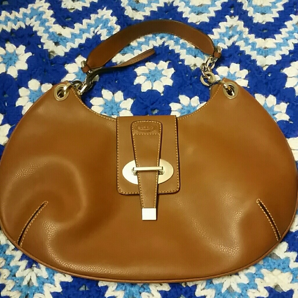 LOWER PRICE!!!!! ON SALE!!!!!!!! Tod's bag